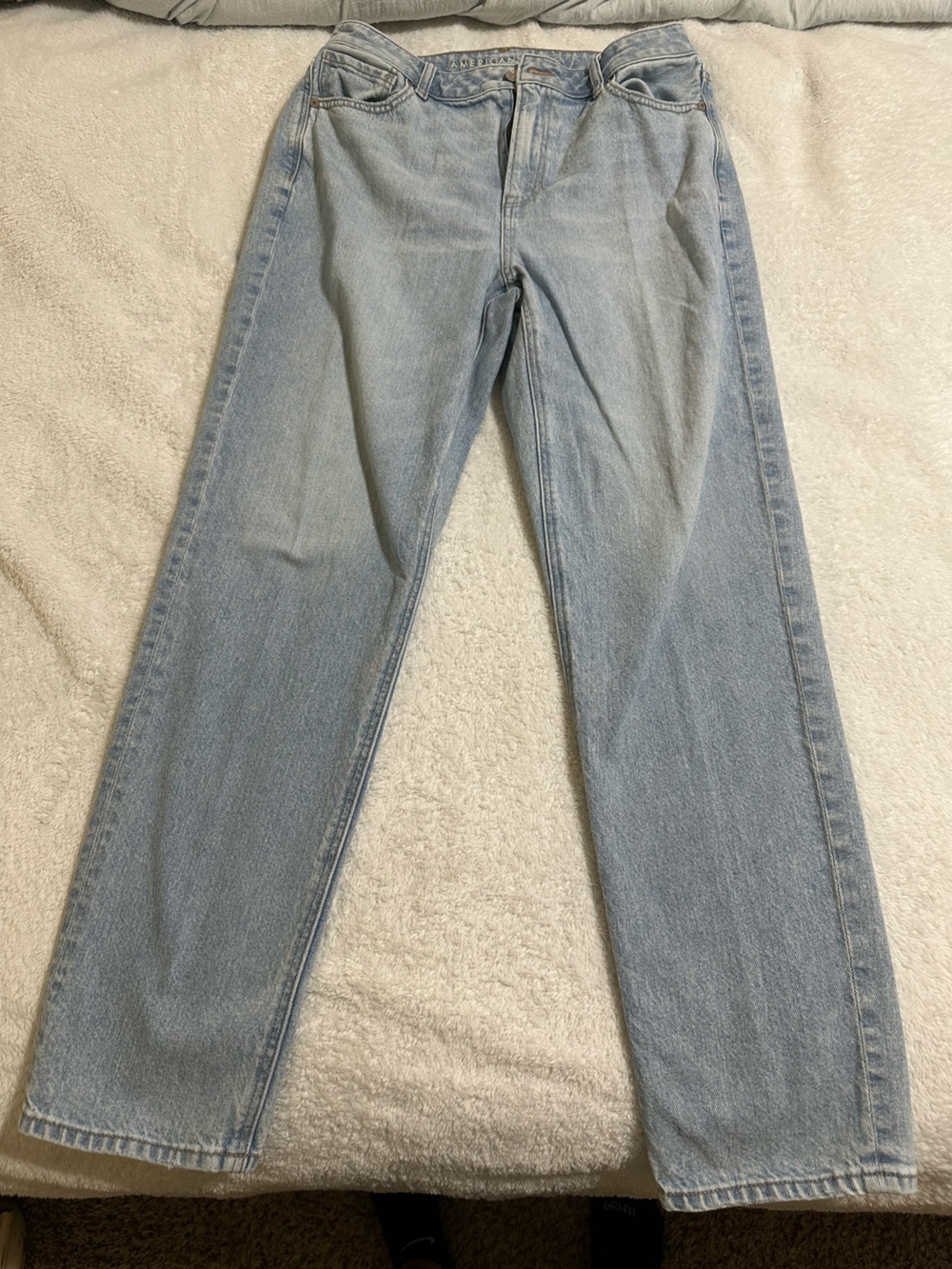 American Eagle Outfitters Light Blue Denim Jeans